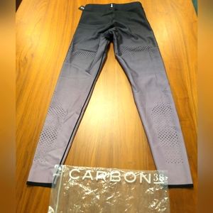 UltraCor perforated lavender fade to black high end leggings medium NWT!